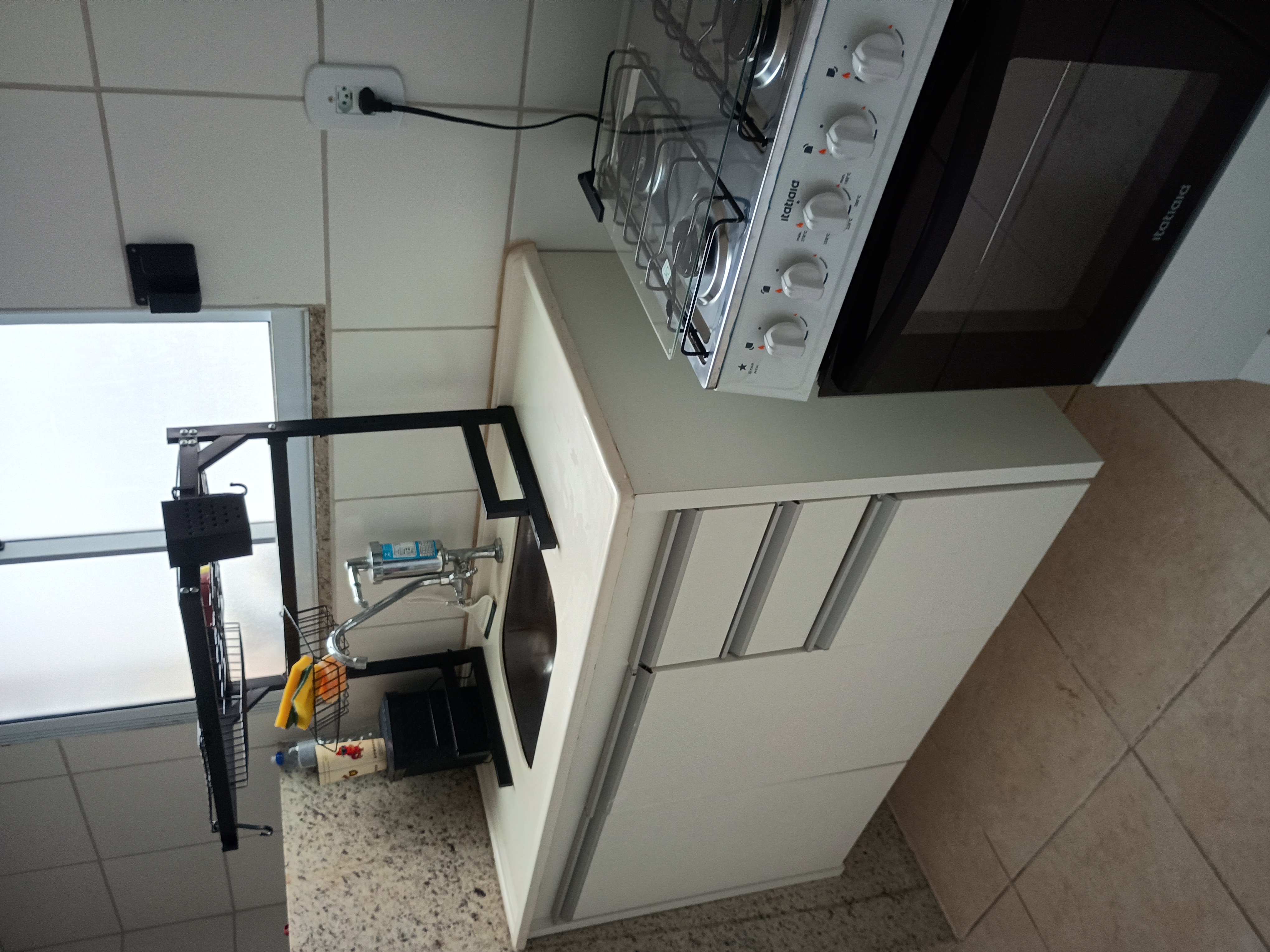 Alugo apartamento